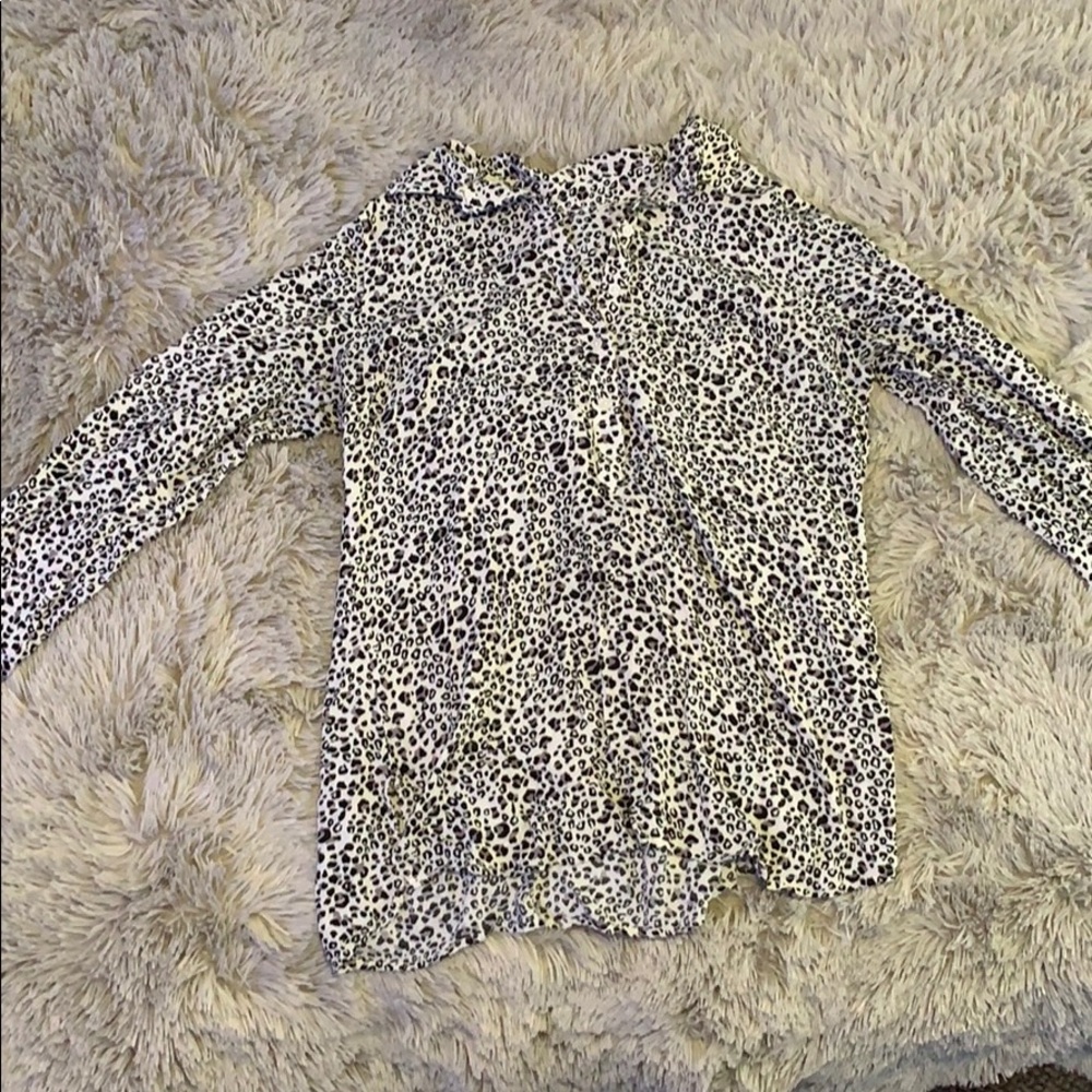 Leopard/Cheetah Print Blouse
